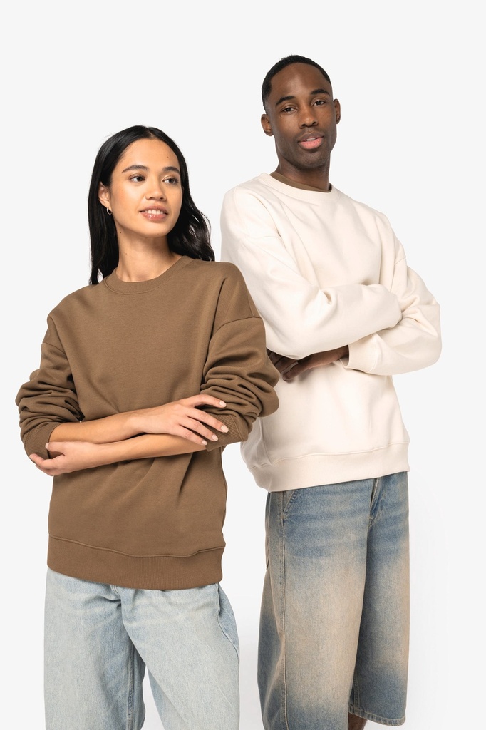 NS407 - Sweat-shirt écoresponsable à col rond oversize unisexe - BurntBrick